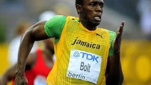 Bolt a câştigat a treia medalie de aur la CM, cu Jamaica în proba de ştafetă 4x100 m - VIDEO