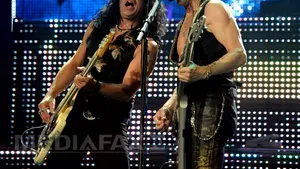 Trupa Scorpions lansează, vineri, albumul  