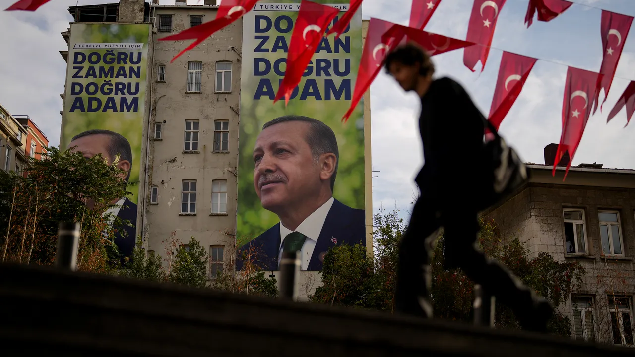 Criza justiţiei se adânceşte în Turcia. Erdogan vrea o nouă constituţie