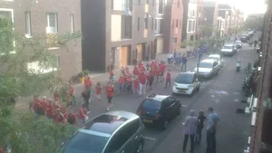 Copiii olandezi sunt neobișnuit de fericiți. Ritualul care adună anual 500.000 de persoane