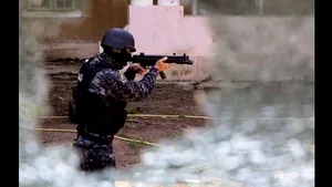 Mesajul inedit al Poliţiei Române pentru şoferii care vor să bea: „Lasă paharul jos! Îndepărtează-te de şampanie!”. FOTO