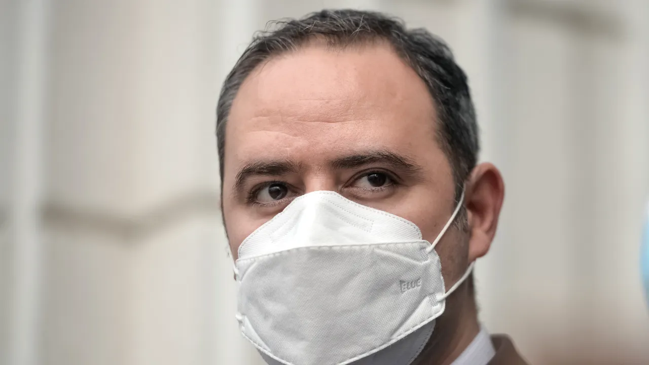 Ministrul de Finanţe, despre bugetul pe 2021 aflat în Parlament: Este un buget al relansării, robust, echilibrat, realist, nu al austerităţii