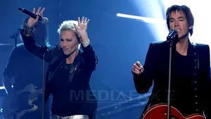 Biletele pentru concertele Roxette şi Korn, mai scumpe din cauza aprecierii dolarului