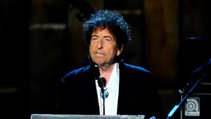 Mare sărbătoare: este ziua legendarului muzician Bob Dylan