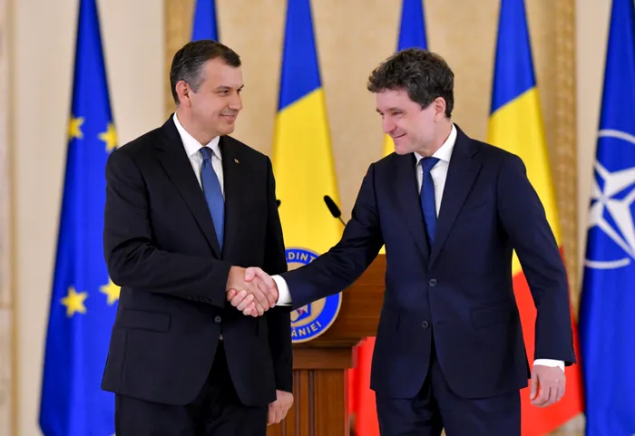 Breaking News Nicușor Dan l-a desemnat pe Eugen Tomac pentru funcția de premier. Dan: „Pentru că partidele nu se înțeleg între ele, singura soluție este un prim-ministru independent de partidele din Parlament”