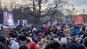 Mii de persoane protestează în Slovacia faţă de politica externă „pro-rusă”