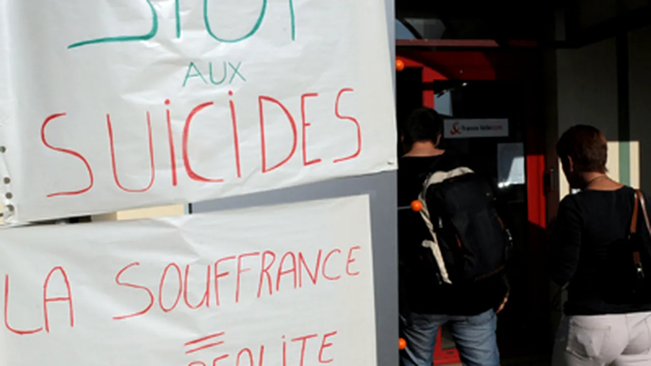 În ultimele 19 luni, 24 de muncitori ai France Telecom, s-au sinucis