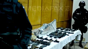 Militarii judecaţi pentru furtul de arme de la Ciorogârla au primit pedepse între 6 luni şi 15 ani