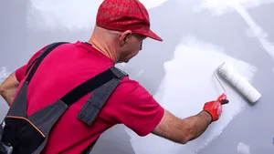 Cum se relaxează românii în pandemie. 68% din oameni au ales bricolajul şi grădinăritul