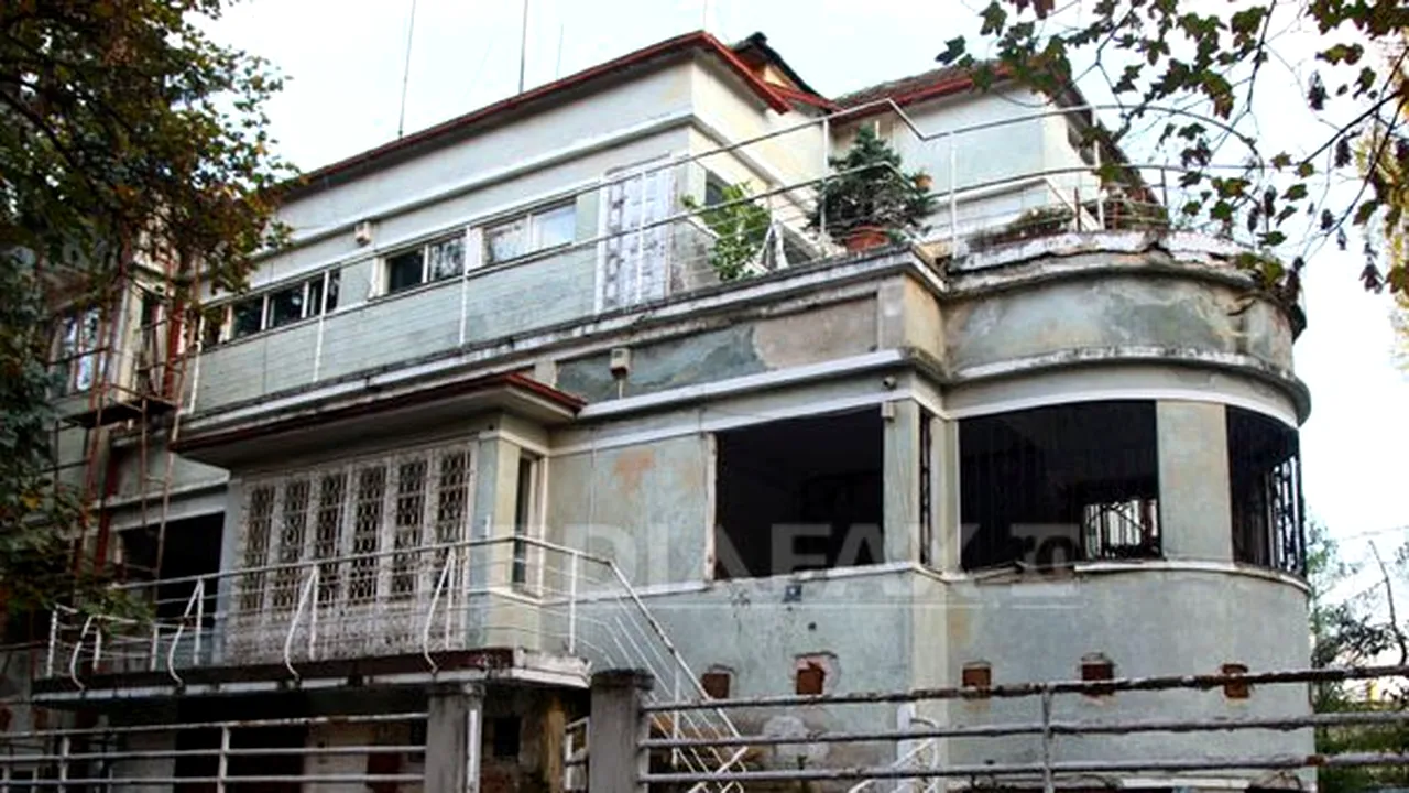 Mitropolia Banatului a cumpărat o proprietare a familiei de romi Cârpaci, din Timişoara