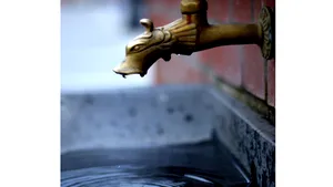ANAR: Consumul de apă ar putea fi restricţionat cu maximum 15%