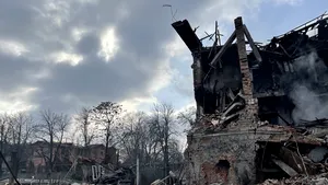 Cum se va încheia războiul din Ucraina: 5 scenarii posibile puse pe masă de analiştii militari şi politici

