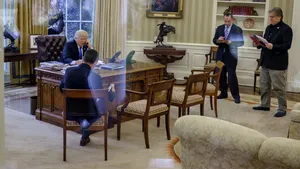 Donald Trump a discutat telefonic cu preşedintele rus Vladimir Putin