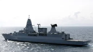 Trei nave NATO au început misiuni în largul coastelor Somaliei
