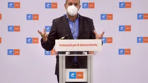 Adrian Wiener, USR: Nu este vorba de formarea unui Guvern în jurul PNL, ci alături de PNL şi UDMR
