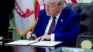 Trump își accelerează agenda anti-imigrație cu un nou pachet uriaș de finanțare