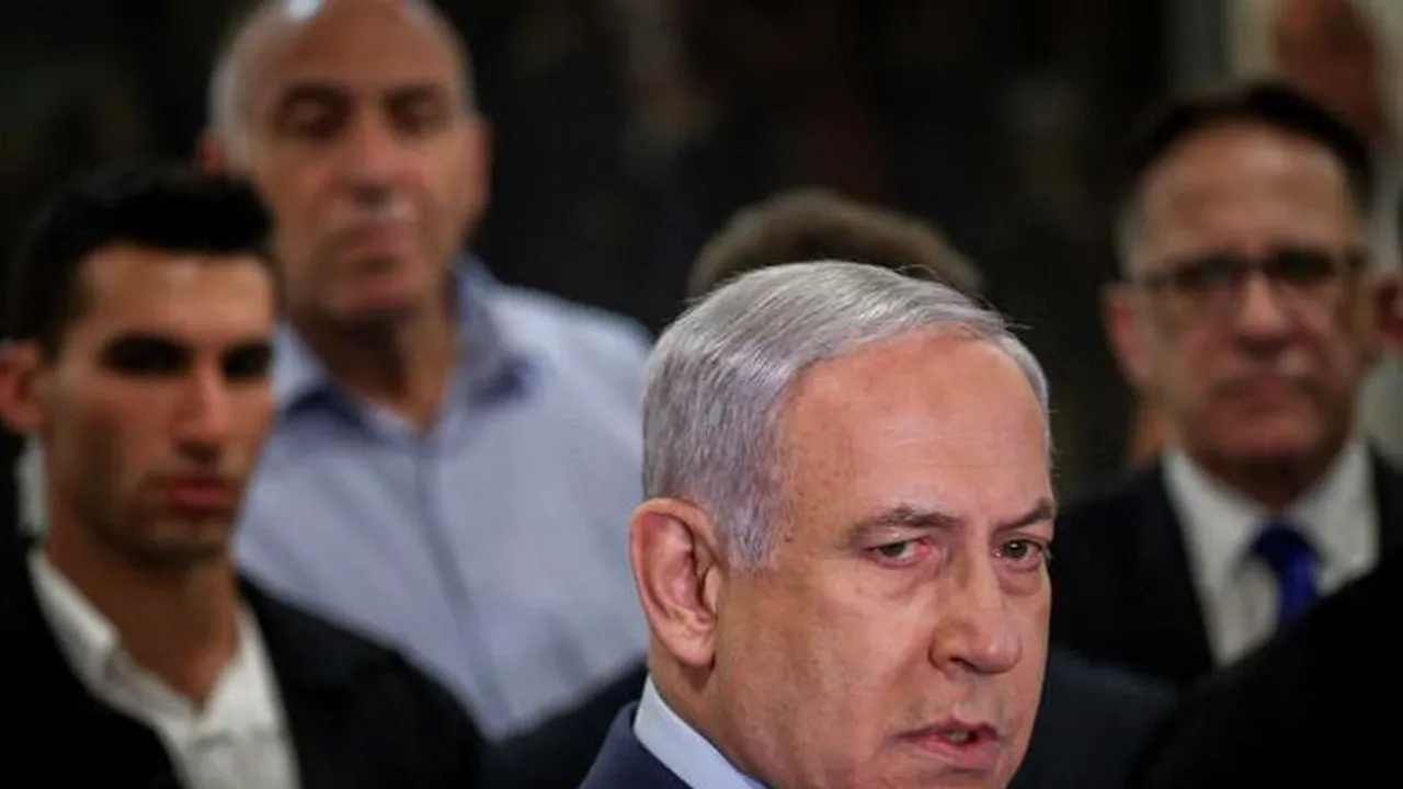 COMENTARIU Lelia MUNTEANU: Protestele continuă, Netanyahu cumpără timp