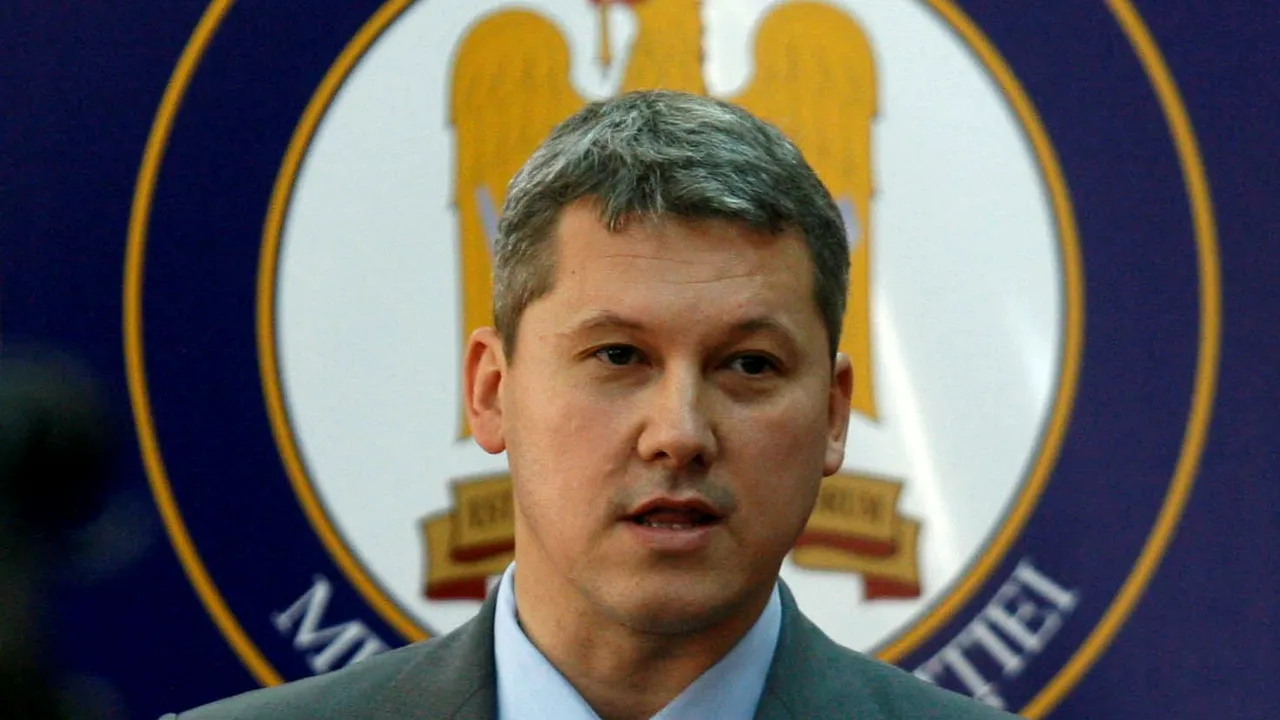 Predoiu: Decizia privind reducerea salariilor miniştrilor este datorată împrejurărilor