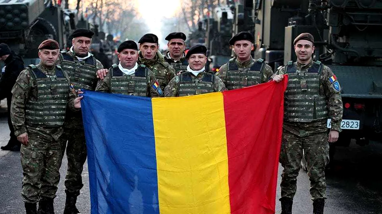 Armata, apel la solidaritate prin arborarea drapelului la ferestre. „Luptă împotriva răspândirii virusului COVID-19 cum luptă soldaţii în marile bătălii”