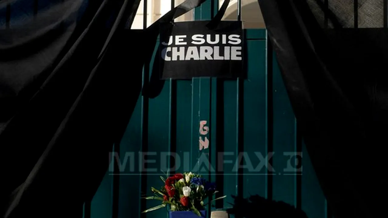Manifestaţie pentru omagierea victimelor de la Charlie Hebdo, sâmbătă, la Ambasada Franţei