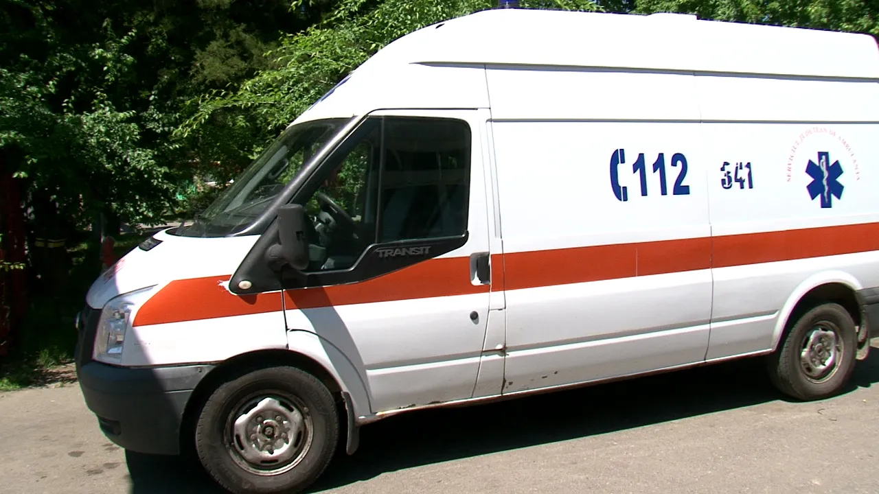 Oraşul din România, unde trei din patru ambulanţe au sute de mii de kilometri la bord şi ar trebui casate. 