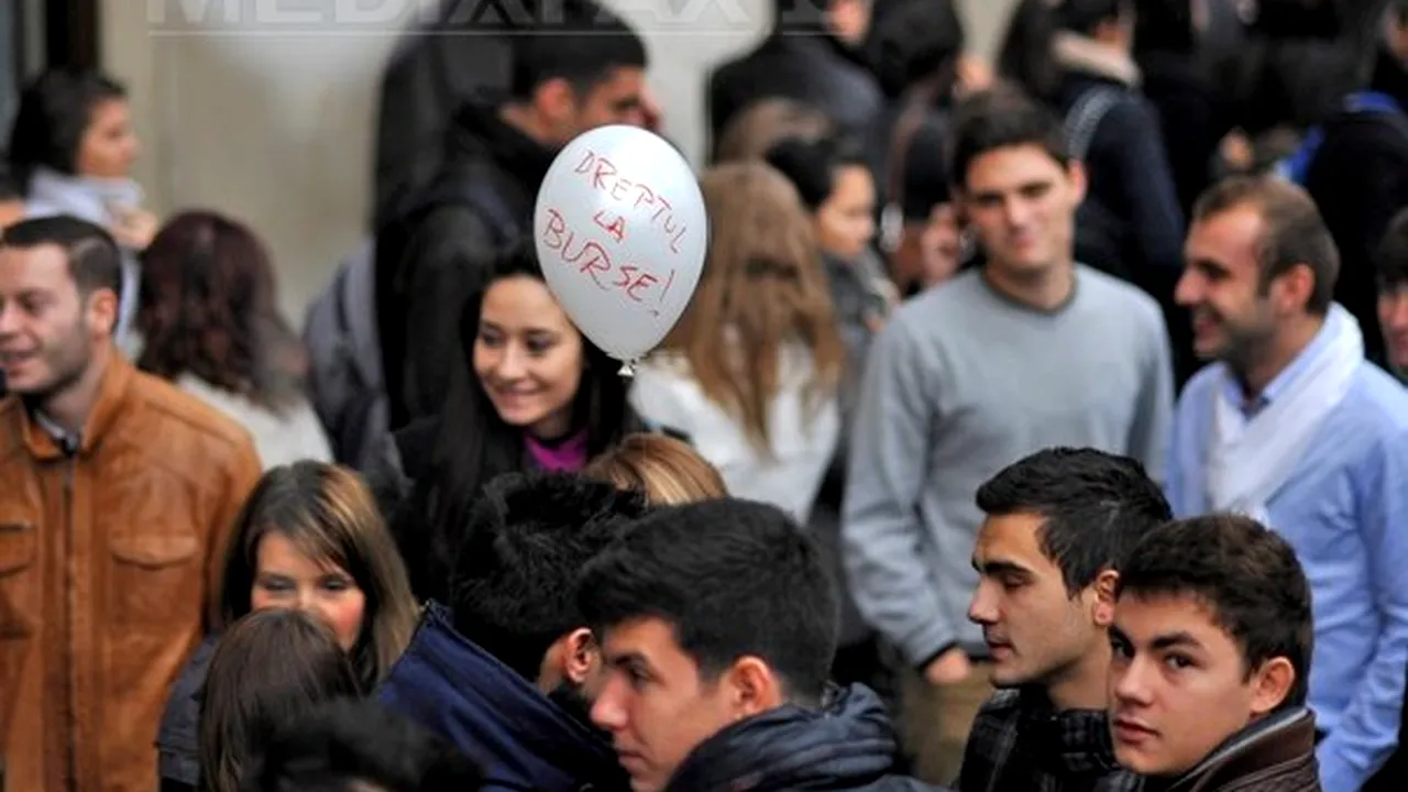 Studenţii lansează Programul complementar de guvernare. Care sunt priorităţile acestuia - FOTO
