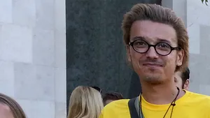 Cluj: Mesaj împotriva cancerului, lansat de tineri supravieţuitori ai bolii, la Festivalul Untold - FOTO