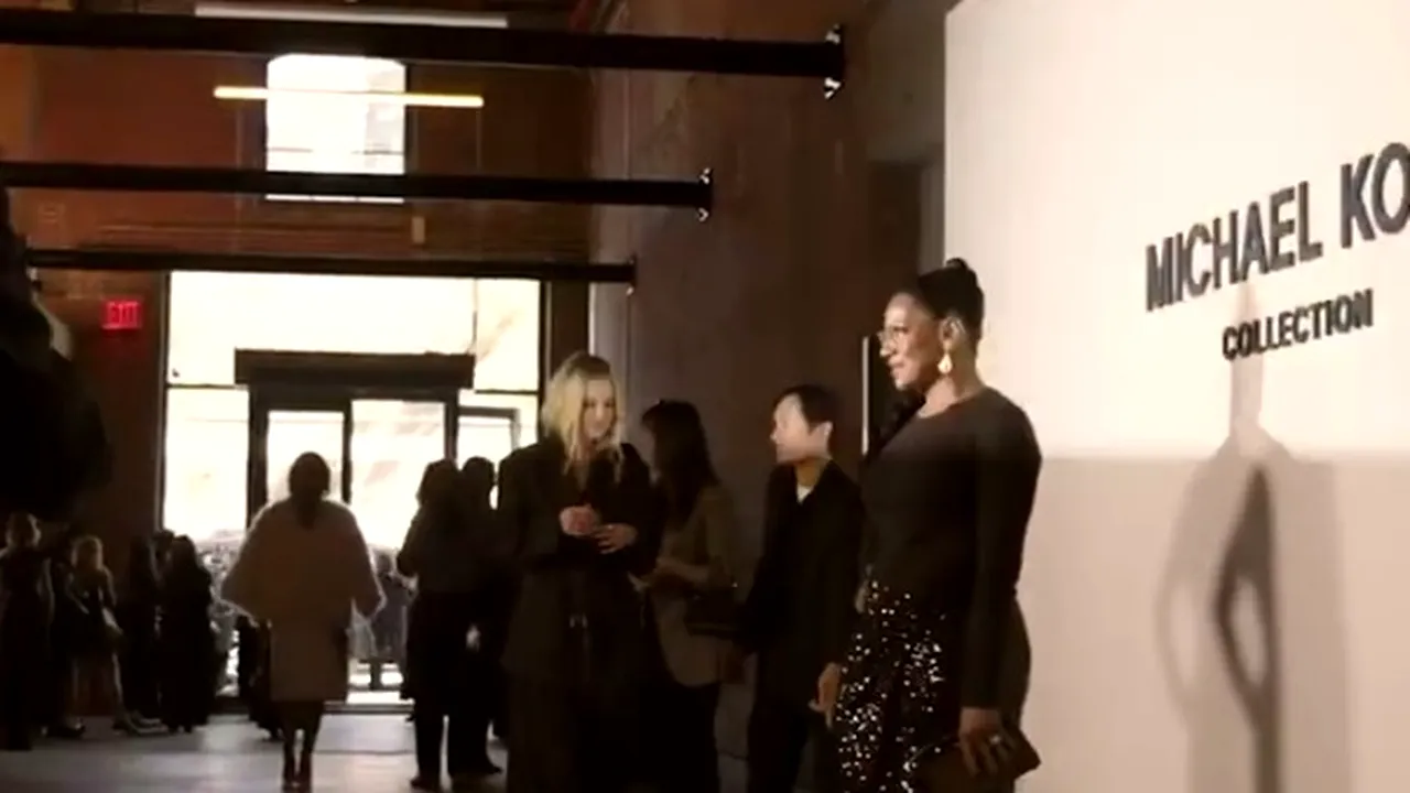 New York Fashion Week: Michael Kors a prezentat colecția „eleganța pământului”