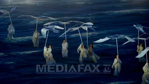 JOCURILE OLIMPICE de la Soci: Preşedintele CIO a declarat închisă competiţia. Drapelul olimpic, predat oraşului PyeongChang - GALERIE FOTO