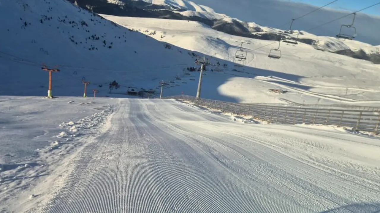 Probleme pe domeniul schiabil Sinaia din cauza gerului extrem. Minus 25 de grade în Bucegi