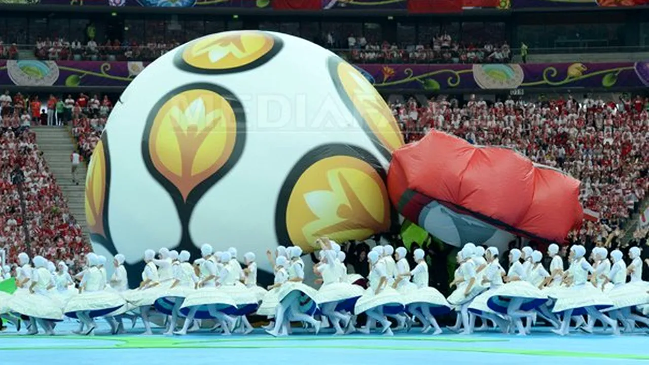 EURO 2012 A ÎNCEPUT! Ceremonia de deschidere în imagini - VIDEO, GALERIE FOTO