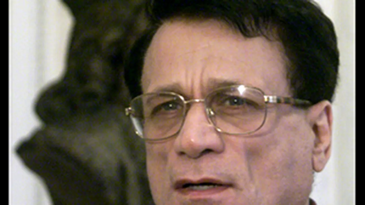 Romanian Folk Artist Ion Dolanescu Dies At 65