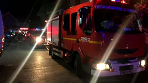 Nou incident în Timişoara. Locatarii unui bloc au fost evacuaţi, după ce în zonă s-a simţit miros puternic de insecticid/ Anunţul ISU