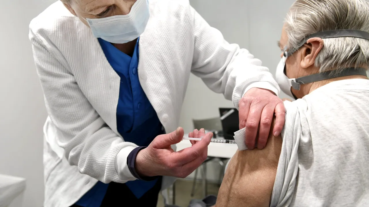 Peste 21.000 de femei sunt programate la vaccinare pe 8 Martie