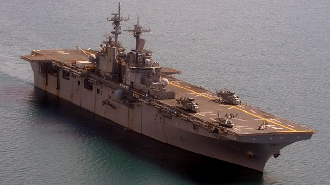 Marina americană a trimis două nave către Libia 