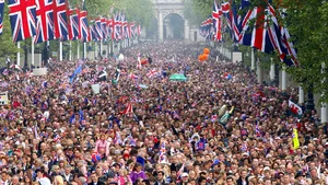 Patru zile de petrecere în cinstea Reginei Elisabeta a II-a. Britanicii vor sărbători Jubileul de platină al domniei sale
