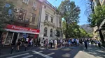 Institutul de lingvistică intervine în scandalul merdenelelor: Într-un duel al patiseriilor, prima victimă nu trebuie să fie ortografia