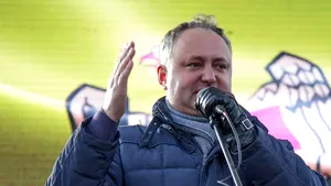 Igor Dodon cere retragerea ambasadorului moldovean de la Bucureşti, cel care l-a apărat pe Traian Băsescu