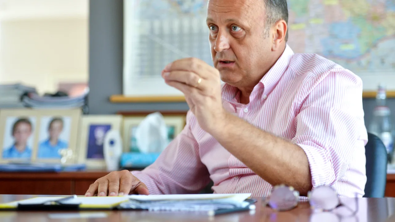 Dan Şucu, mesaj dur despre politic: Vă amintiţi anul 2010. Nişte criminali economici. Se poate întâmpla asta din nou? Mâine. Avem obligaţia să luptăm? Acum
