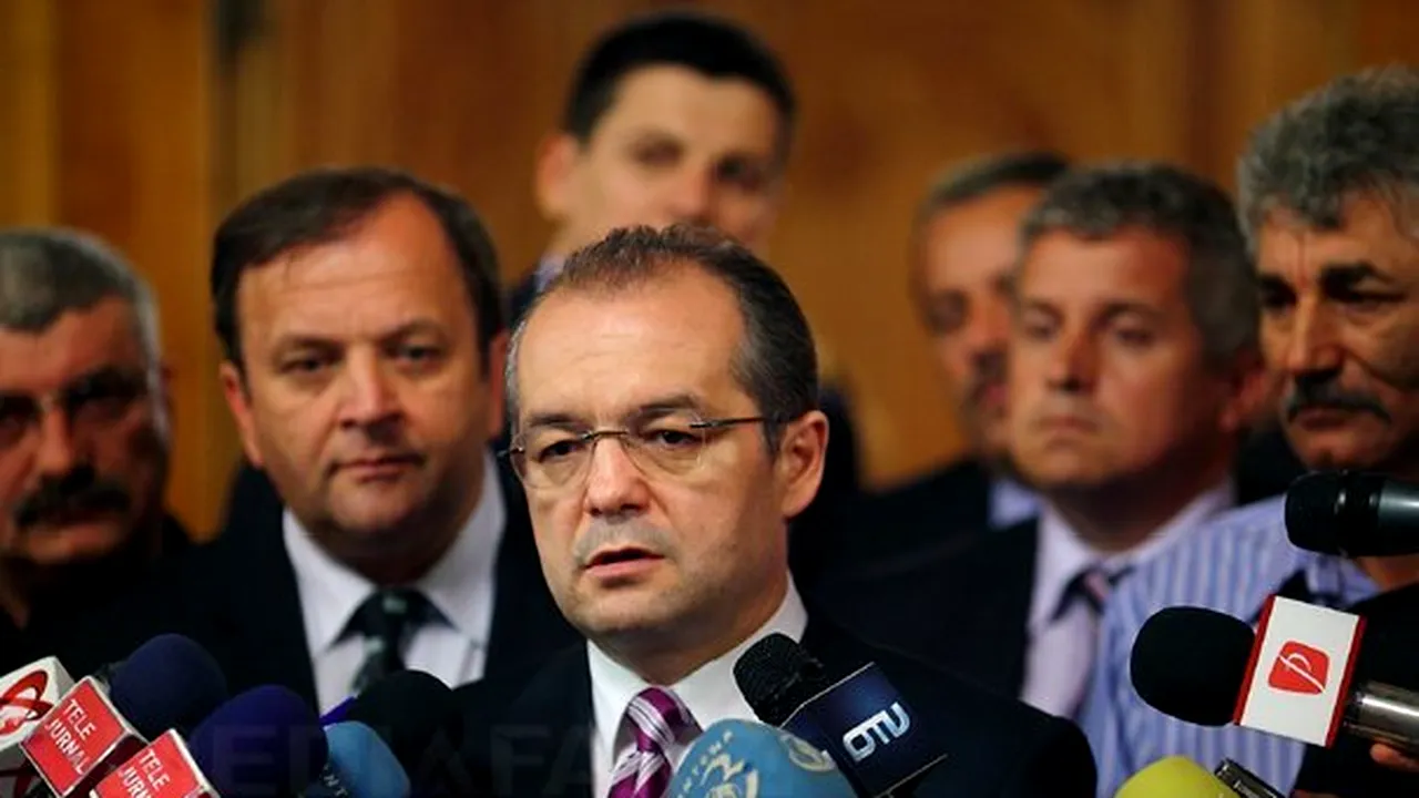 Boc: Procedura angajării răspunderii Guvernului pe o lege este inspirată din Constituţia Franţei