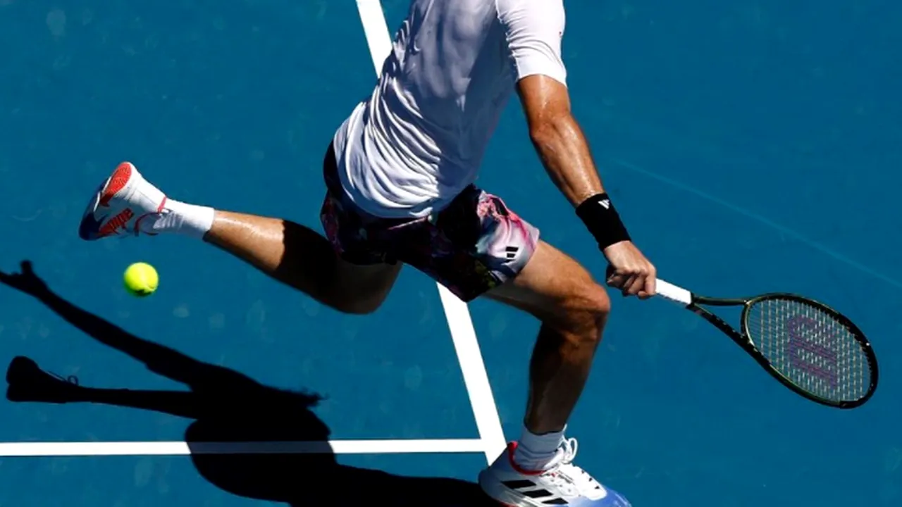 Tsitsipas e în finală la Melbourne şi la un pas de poziţia de lider mondial