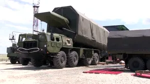 Avangard, cea mai modernă armă hipersonică a Rusiei, a devenit operaţională. Poate atinge orice ţintă din lume