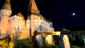 Primăria Hunedoara, încasări de peste 1 milion de euro din Castelul Corvinilor. Câţi turişti au vizitat anul acesta cel mai important monument de arhitectură gotică din România