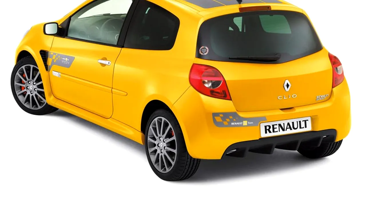 Renault a lansat în România modelul Clio F1 Team R27