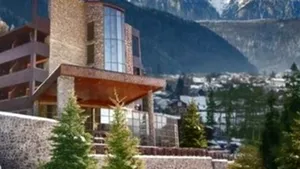 Plăteşte două zile de cazare de Sărbători şi primeşti încă două!