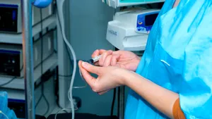 Un anestezist din Franța este acuzat că a otrăvit intenționat 30 de pacienți