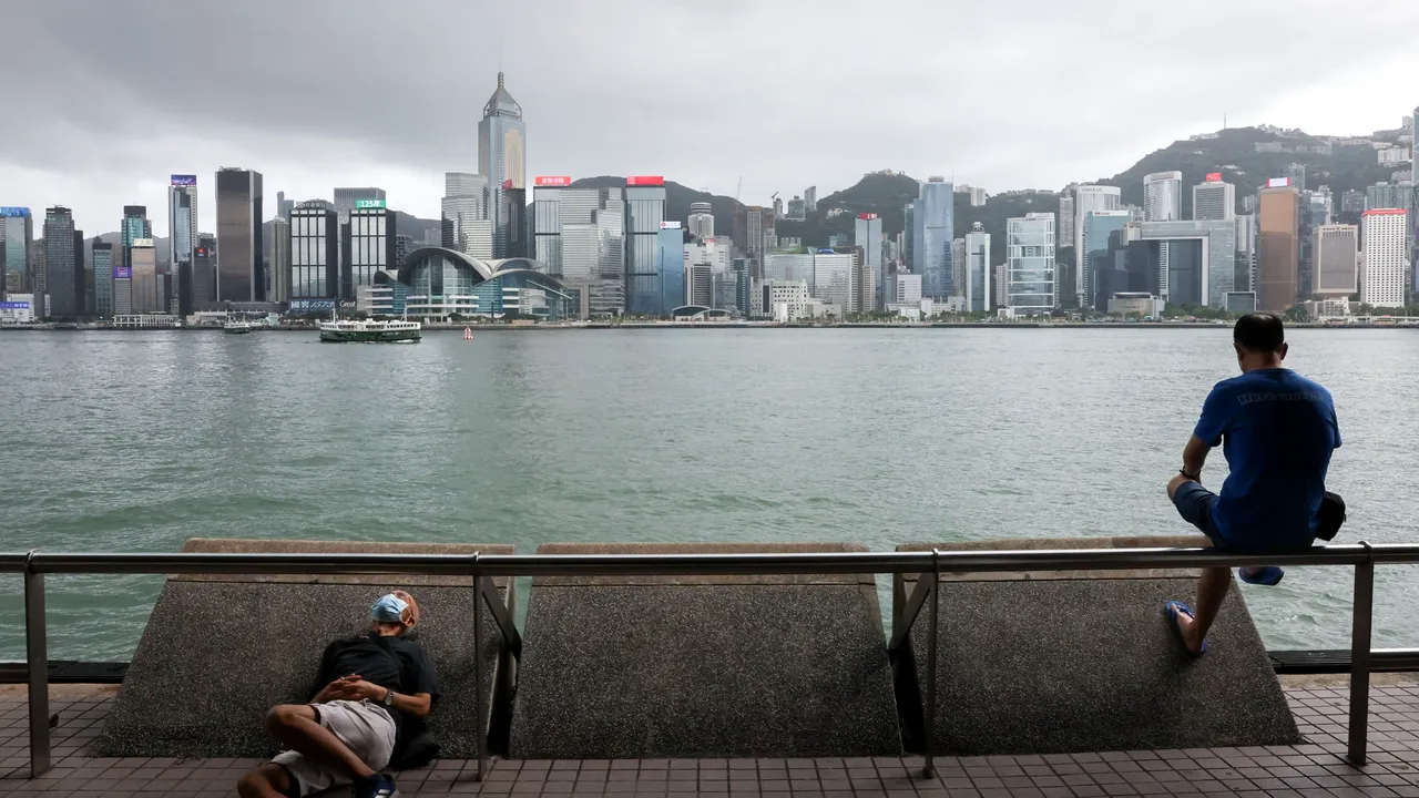 Acţiunile bursei din Hong Kong au atins cel mai scăzut nivel din 2009