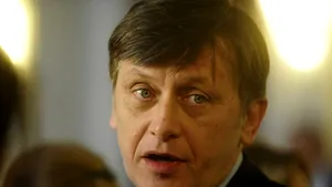Antonescu: Vom respinge în Parlament planul lui Băsescu