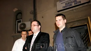 Doctorul Magherescu s-a panicat aflând că maşina sa circulă prin Capitală, deşi o declara furată