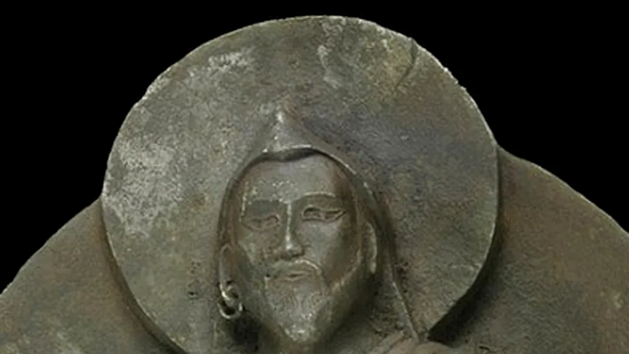Descoperire inedită: O statuie budistă găsită în 1938 de o expediţie nazistă era făcută dintr-un meteorit rar
